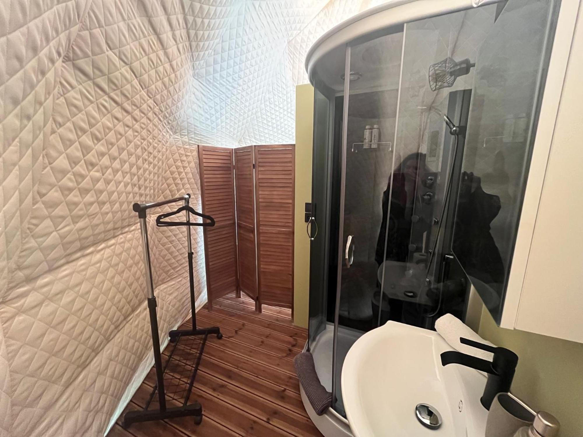 Manna Gea Glamping Domes Hotel Vonitsa Exterior photo