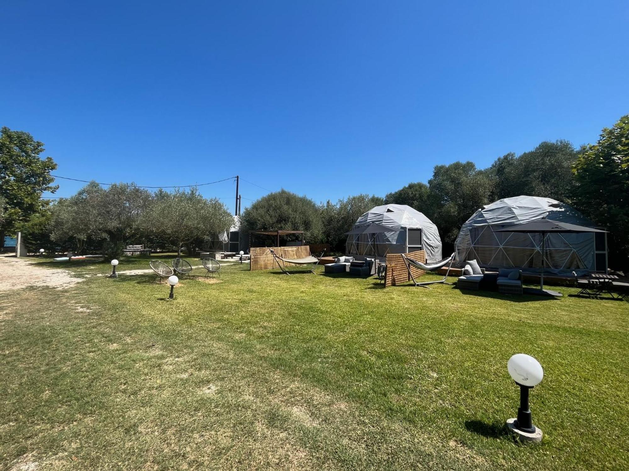 Manna Gea Glamping Domes Hotel Vonitsa Exterior photo